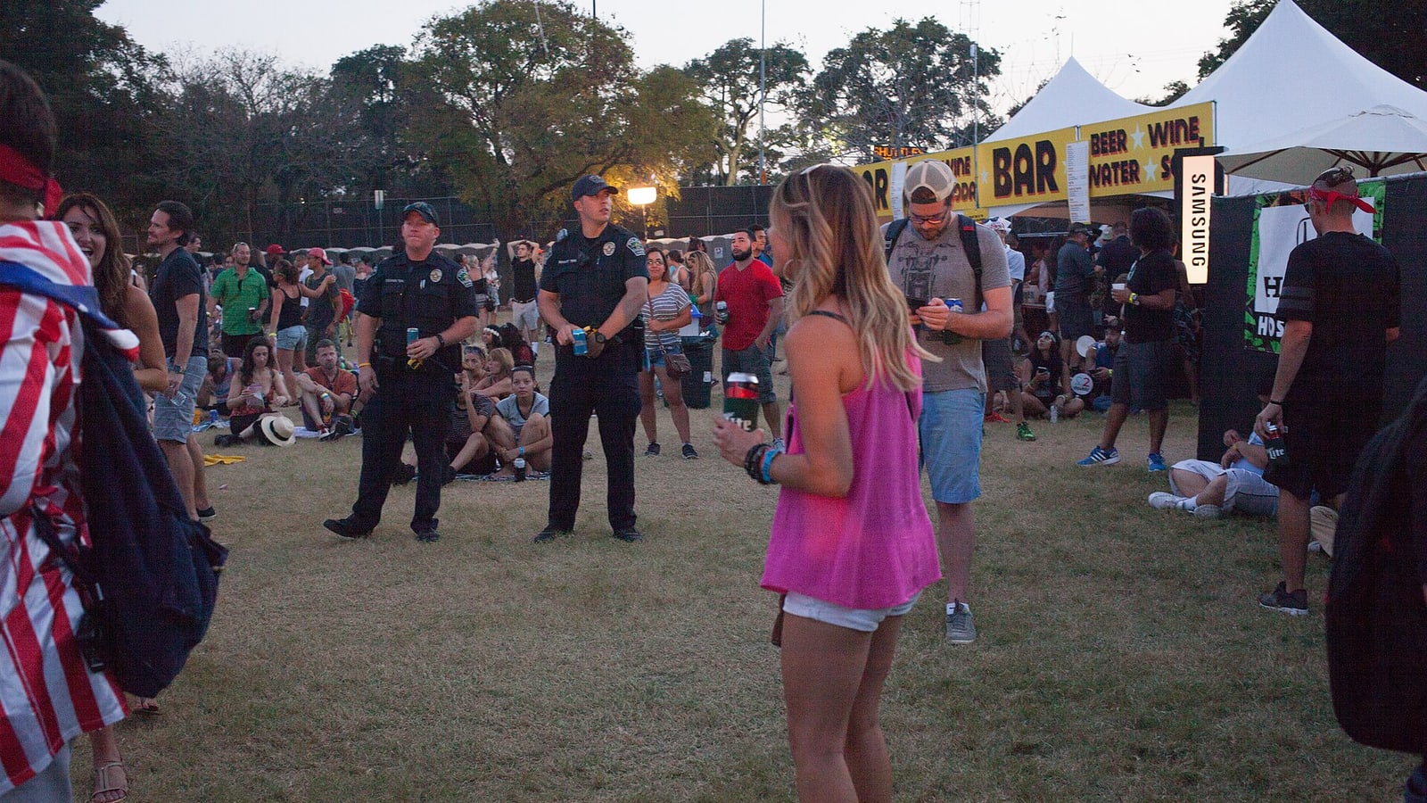 Wiki File:Crowd, Austin City Limits Music Festival 2015 3376 ( ) ( ) Anna Hanks from Austin, Texas, USA Wikimedia Commons ( ) ( ) USA ( ) (… — contextual file photograph